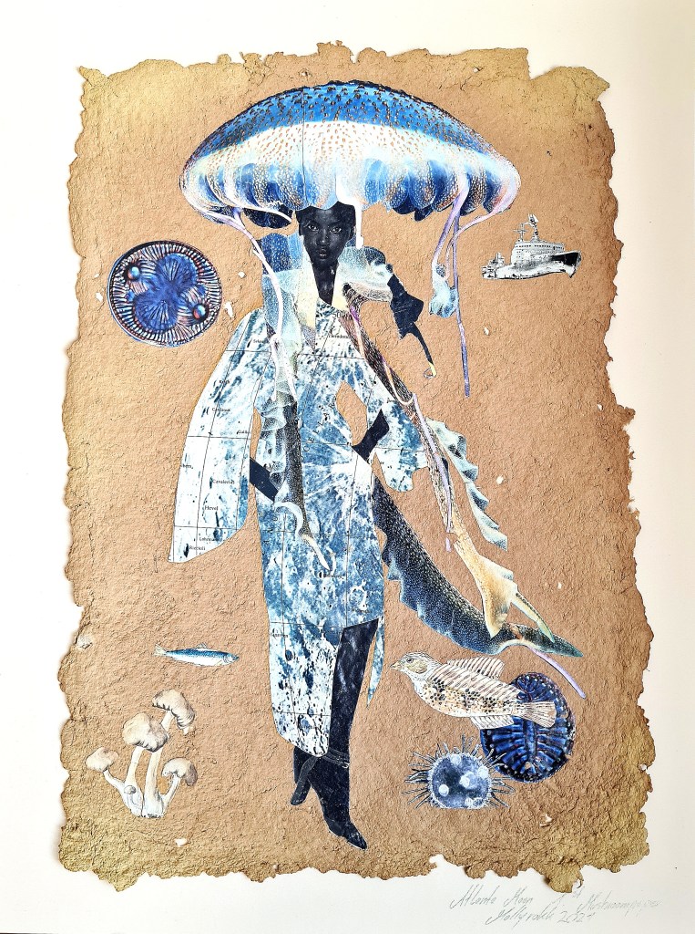 Atlanta Moon-Collage: Raumhelm-Meduse Mantel-Mondkarte-Hintergrund Pilzpapier-handgeschöpft